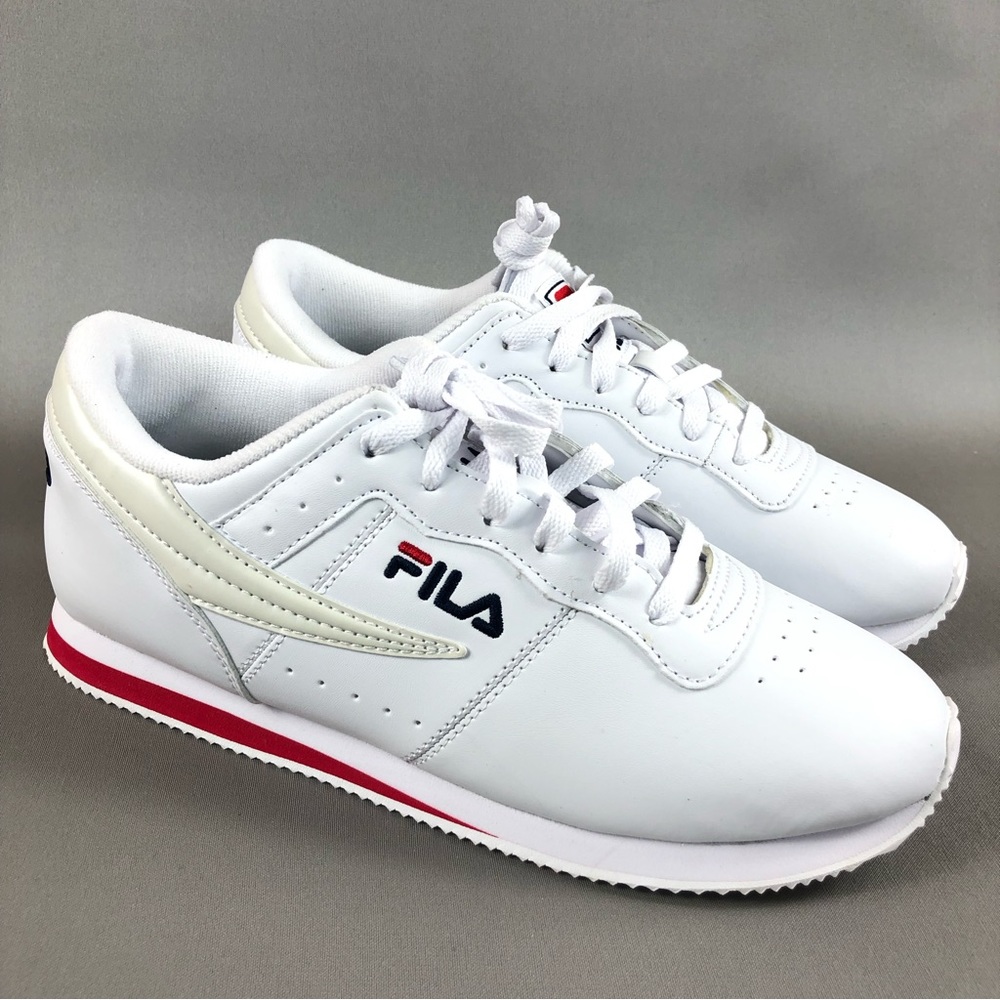 Fila Machu Women’s Low Top Sneaker Size 10